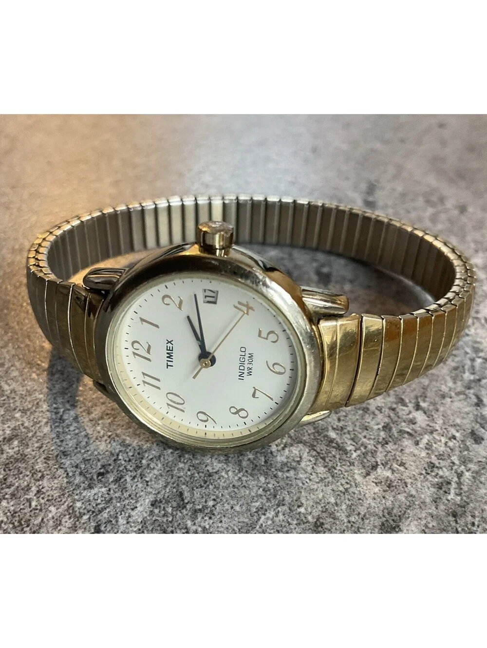 Timex Easy Reader Womens Watch Gold Tone Case White Dial Gold Expansion Band BZ